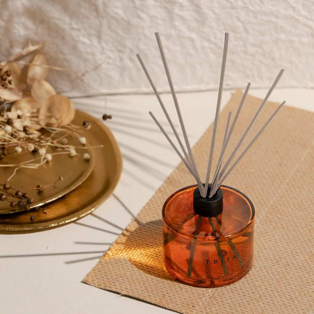 Ambient fragrance diffuser for hotel and B&B rooms